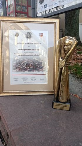 Dyplom i statuetka dla Szymona Grodowicza